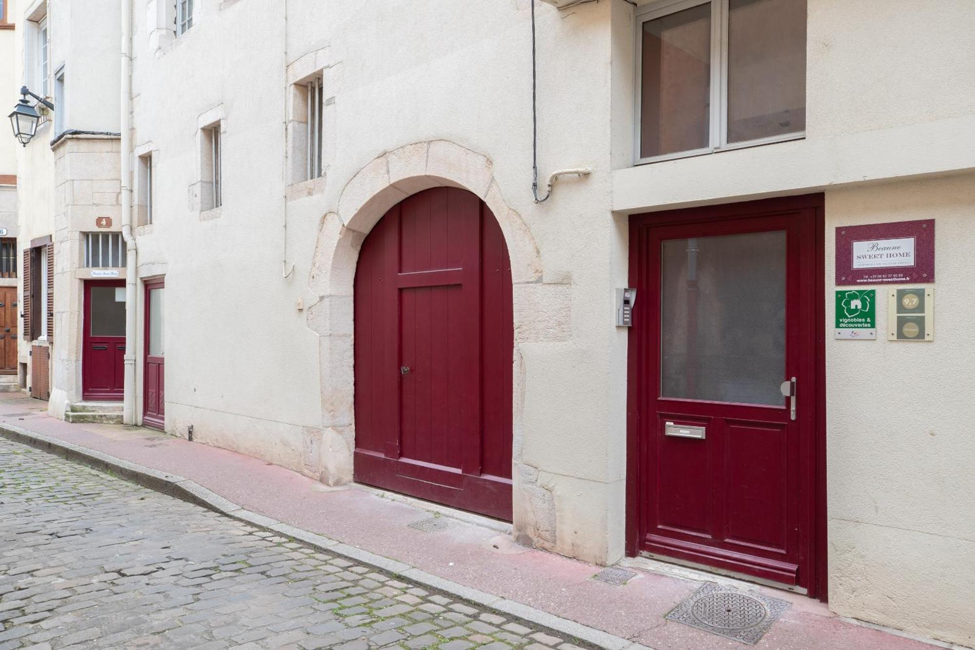 Residence Beaune Sweet Home, 4 Appartements D'Exception Avec Parking Inclus Esterno foto
